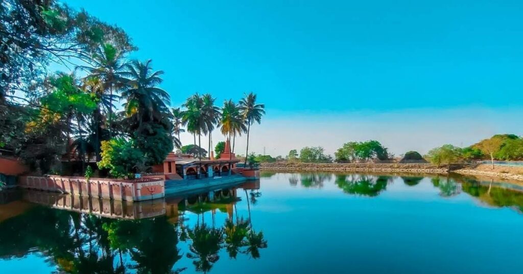 Flora, Fauna, and Lake